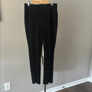 Old Navy Black Skinny Pants Versatile and Sleek